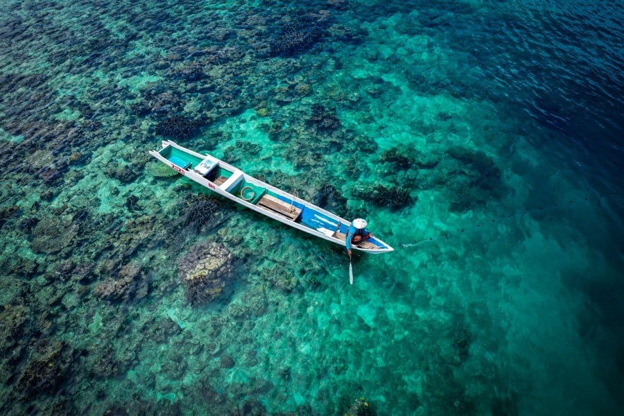 Drone picture of a Sulawesi fisherman boat