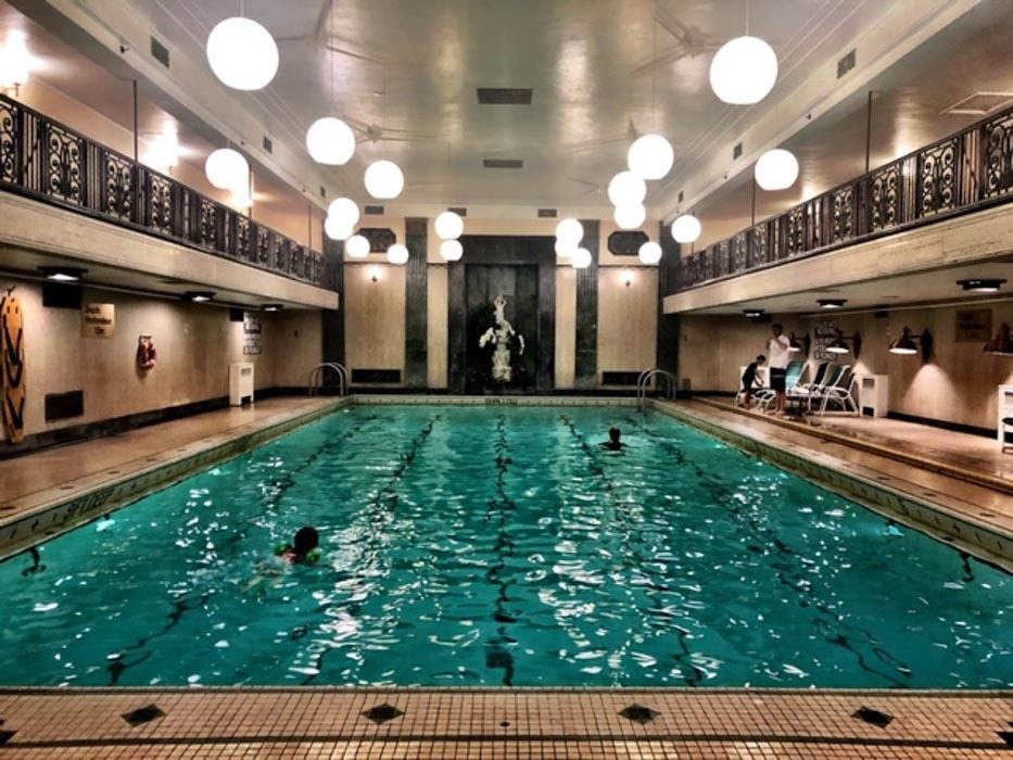 Canada_ottawa_chateau-laurier-pool